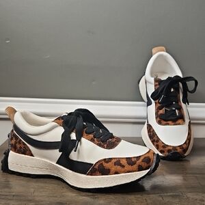 Mia Shoes Kids Sneakers with‎ Leopard Girls New Size 2 Samyra